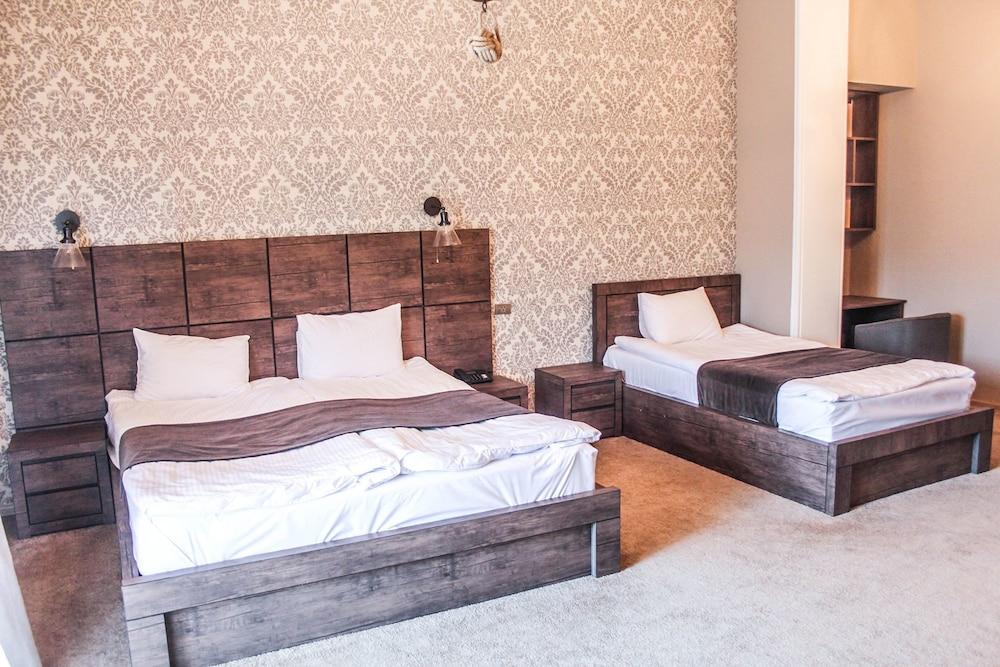 Old Tbilisi Hotel Экстерьер фото