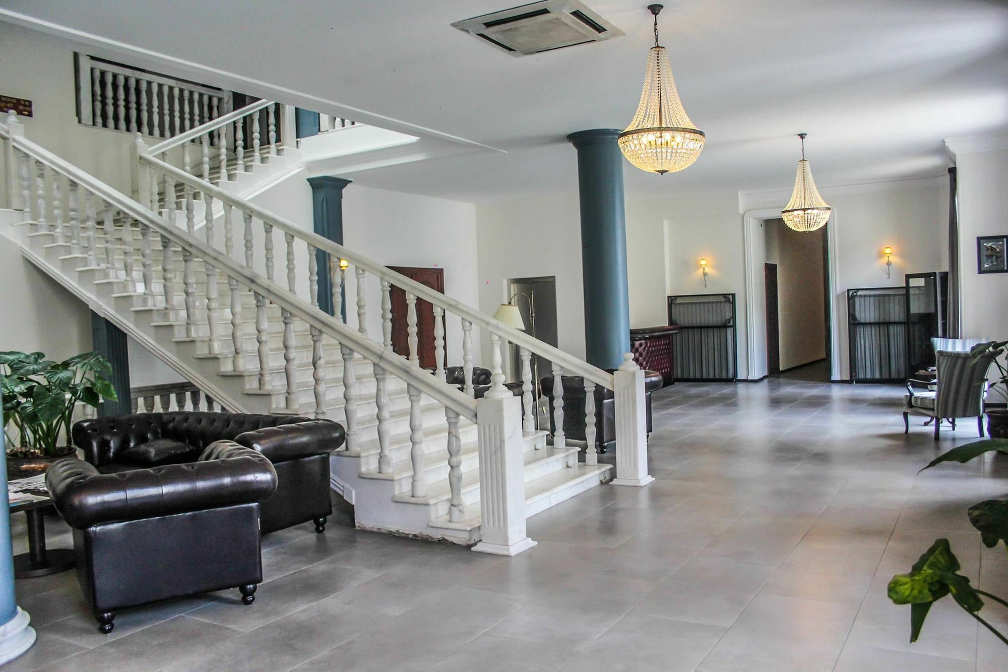 Old Tbilisi Hotel Экстерьер фото
