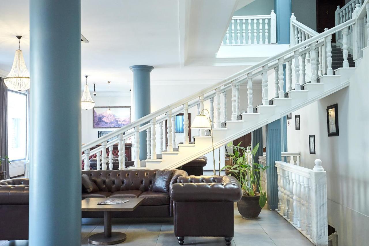 Old Tbilisi Hotel Экстерьер фото